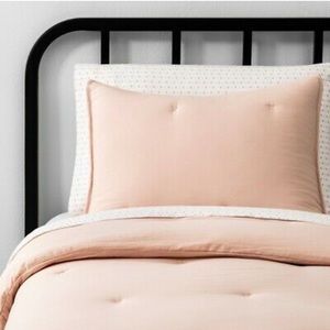 Hearth and Hand Full/Queen Comforter